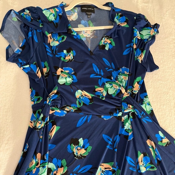 Donna Morgan Women's Plus Size Stretch Floral Cottage Spring Faux Wrap Dress 18W - Picture 4 of 16